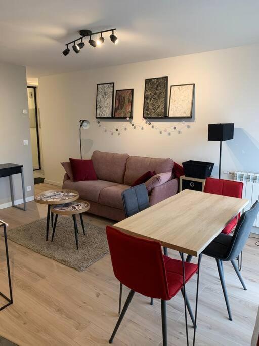 Vannes Plage Et Port - T2 Cosy Avec Terrasse Et Parking Exterior photo